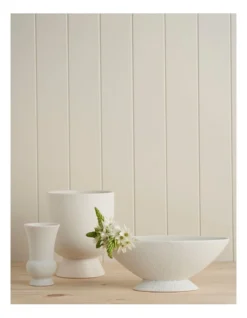 Florist Corner Scallop Vase Black -Robert Gordon 866602630 4 720x928