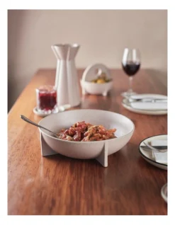 Robert Gordon X MoVida Extra Large Bowl 28cm In Mauve 12 Robert Gordon X MoVida Extra Large Bowl 28cm In Mauve -Robert Gordon 909484390 5 720x928