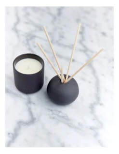 Life On Earth Vanilla Fragrance Candle In White Speckle -Robert Gordon 957984760 5 720x928