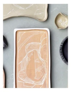 Robert Gordon X Juluwarlu Pouring Vessel In Black -Robert Gordon 957986200 5 720x928